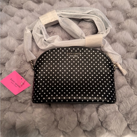 Kate Spade Crossbody Purse with Matching Card Holder - Picture 2 of 9